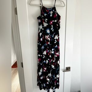 Jumpsuit size 4, worn twice. Really comfortable and fun!